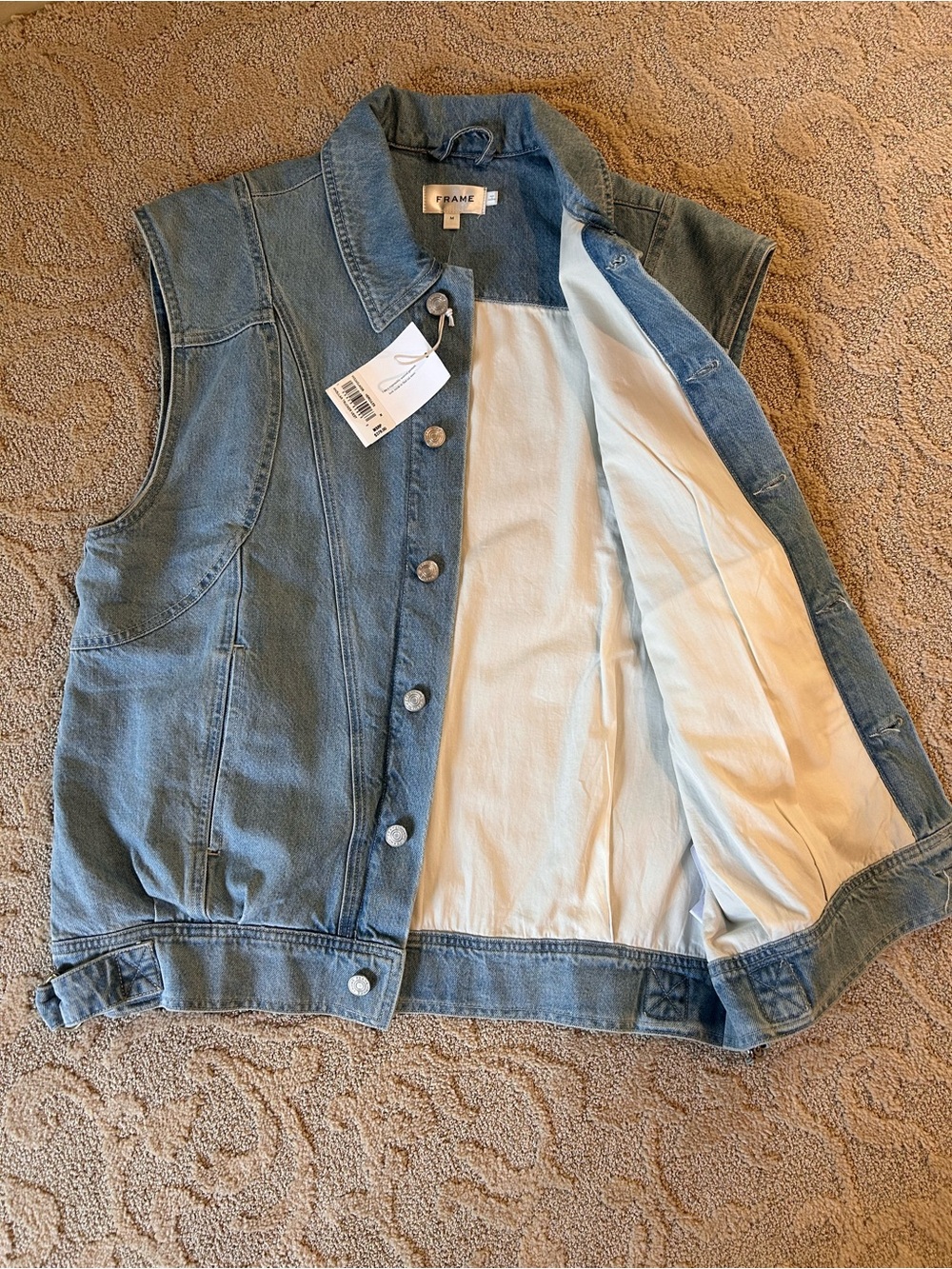 FRAME Sleeveless Denim Vest in Light Blue NWT. $378 Retail - Picture 8 of 8